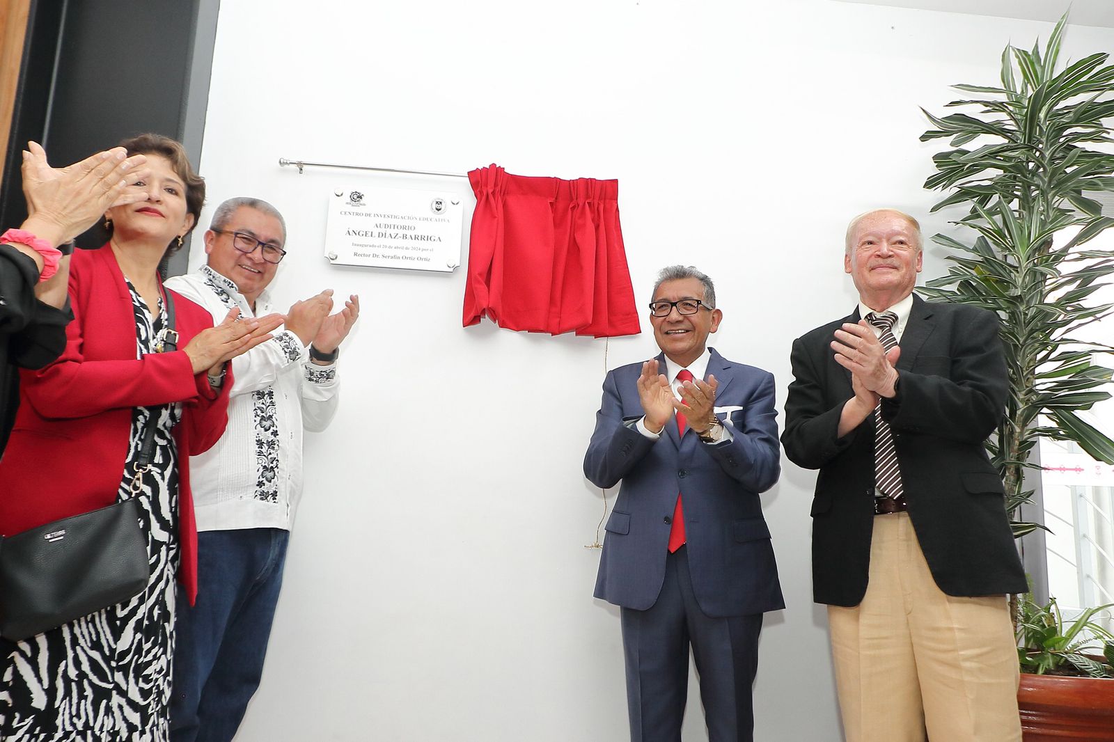 Inauguró UATx auditorio del Centro de Investigación Educativa